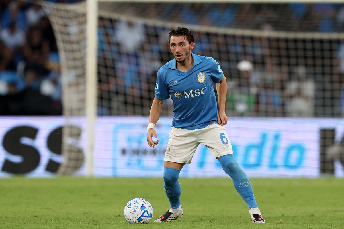 Qui Castel Volturno – Rientrati dalle nazionali anche Gilmour e Lobotka: il report della SSC Napoli